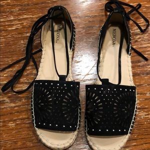 Black Open-toed Sandals